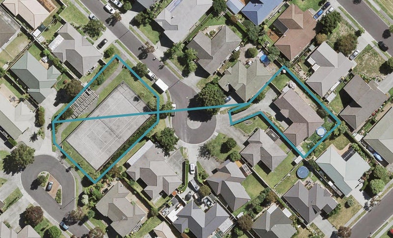 14 Millstone Lane, Henderson, Auckland - Carousel 1
