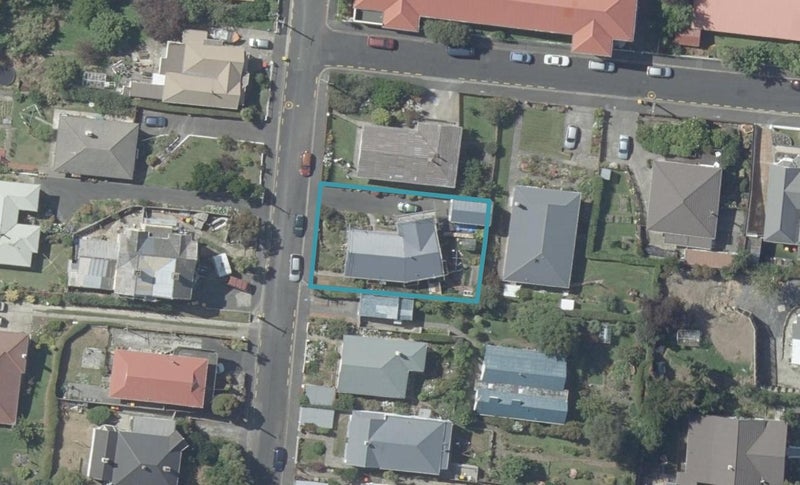 27 College Street, Caversham, Dunedin - Carousel 1