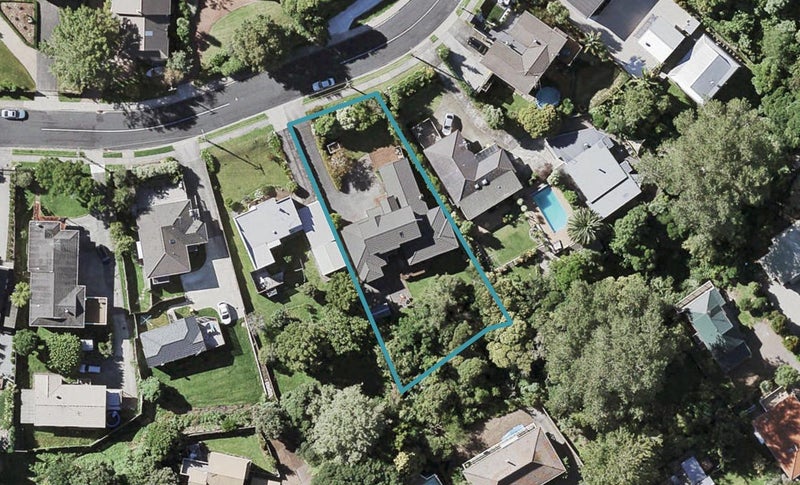 17 Glenfern Road, Mellons Bay, Auckland - Carousel 1
