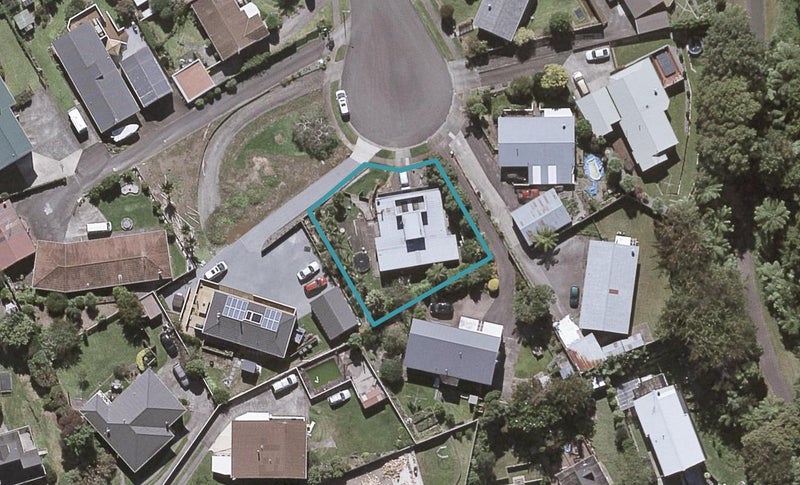 17 Acacia Place, Bell Block, New Plymouth - Carousel 1