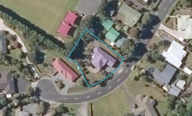 22 Beverley Crescent, Whangarei - Carousel 1