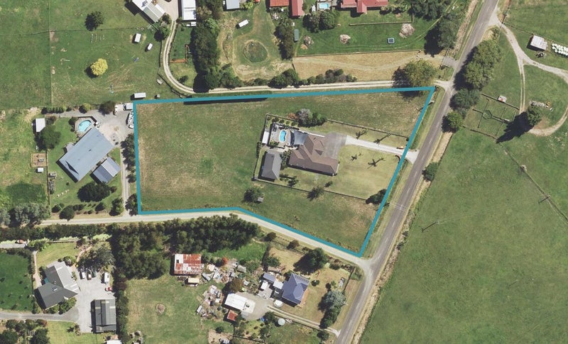 64 Cameron Road, Makauri, Gisborne - Carousel 1