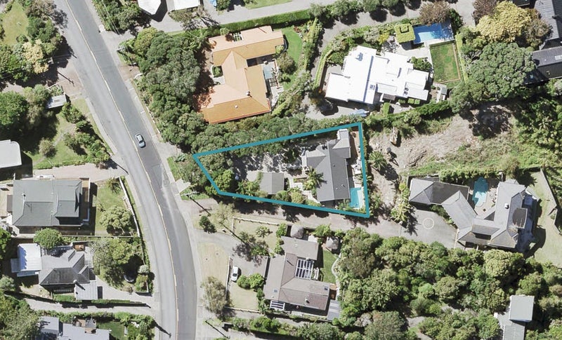 265 Beach Road, Campbells Bay, Auckland - Carousel 1