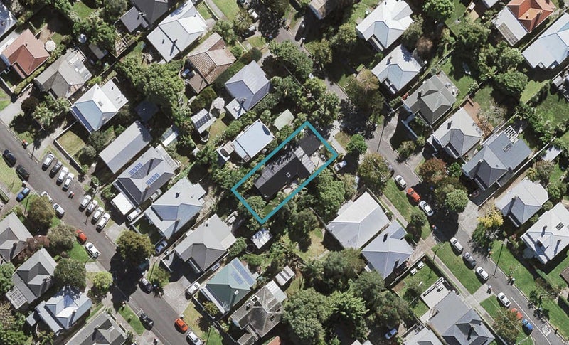 8 Mostyn Street, Kingsland, Auckland - Carousel 1