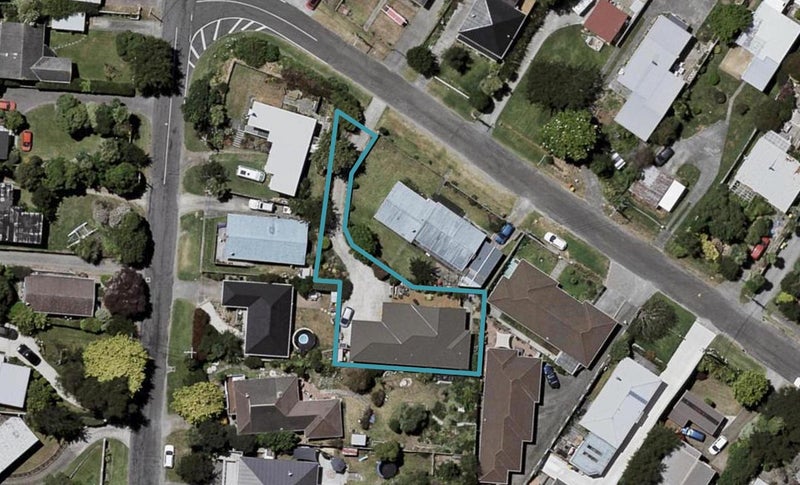 29 Kaka Road, Raumati Beach, Paraparaumu - Carousel 1
