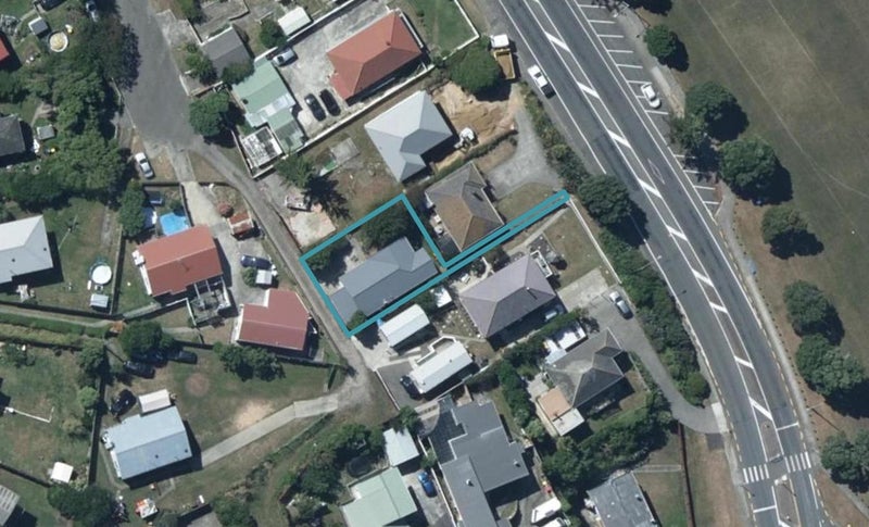 136A Main Road, Titahi Bay, Porirua - Carousel 1