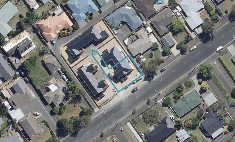 6/47 Braid Road, St Andrews, Hamilton - Carousel 1
