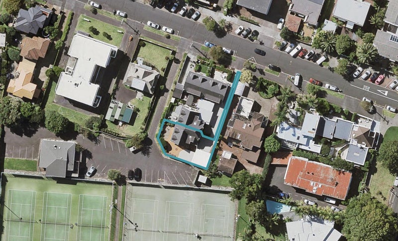 4/13 Marau Crescent, Mission Bay, Auckland - Carousel 1
