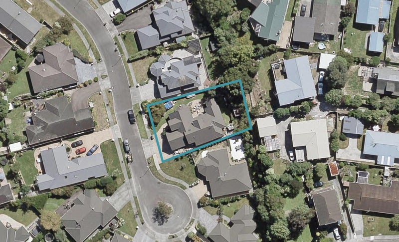 12 Morepork Close, Brown Owl, Upper Hutt - Carousel 1