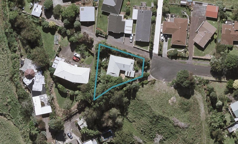 25 St Ives Grove, Whalers Gate, New Plymouth - Carousel 1