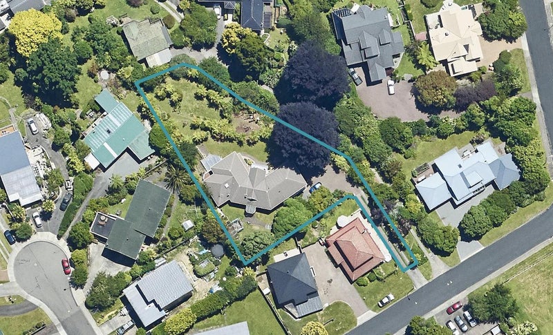 37A Grand Vue Road, Kawaha Point, Rotorua - Carousel 1