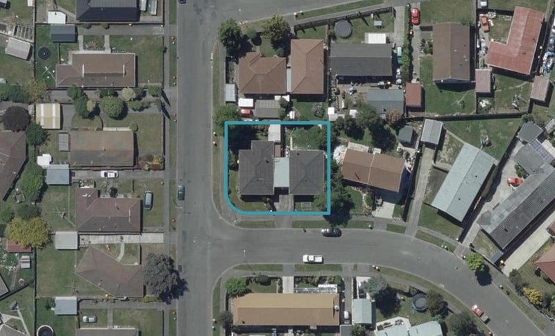 2/1 Takapu Place, Bromley, Christchurch - Carousel 1