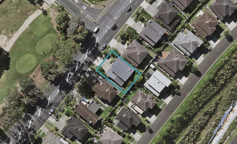32 Ngahue Drive, Stonefields, Auckland - Carousel 1