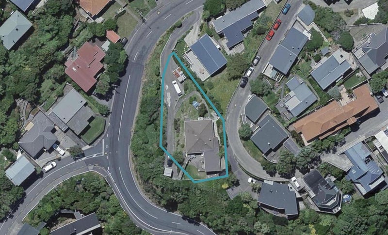 120 Onslow Road, Khandallah, Wellington - Carousel 1