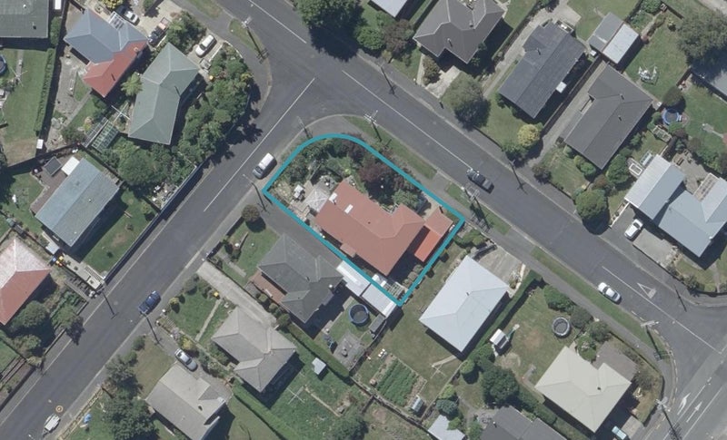 92 Gilkison Street, Halfway Bush, Dunedin - Carousel 1