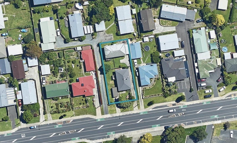 23B Millers Road, Brookfield, Tauranga - Carousel 1