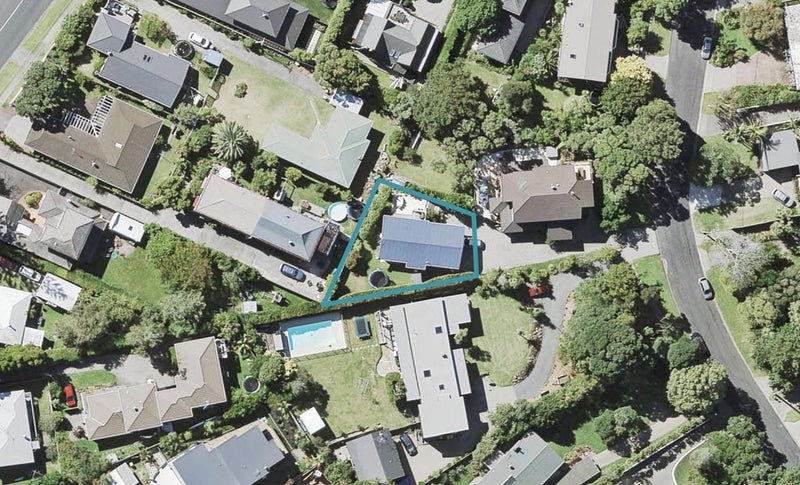 44 View Road, Campbells Bay, Auckland - Carousel 1