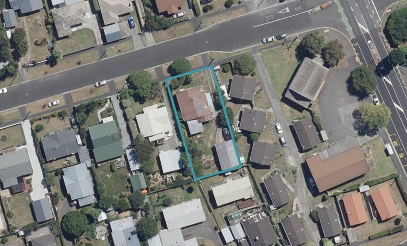 6 Bettina Road, Fairfield, Hamilton - Carousel 1