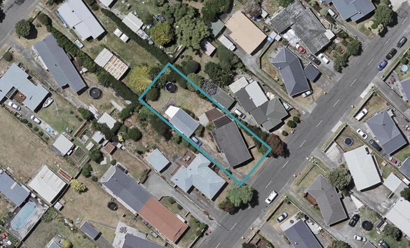 65 Michael Road, Paraparaumu Beach, Paraparaumu - Carousel 1