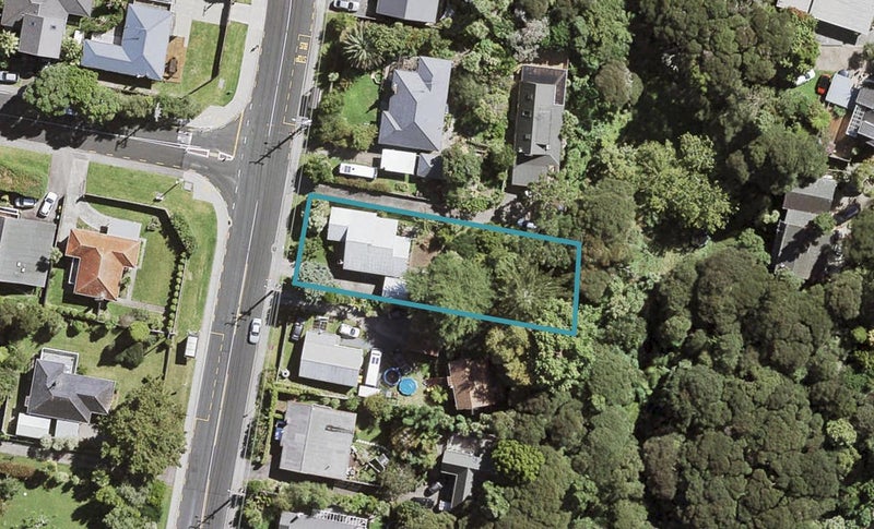 164 Atkinson Road, Titirangi, Auckland - Carousel 1