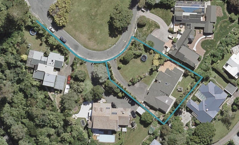 21 Corrondella Grove, Belmont, Lower Hutt - Carousel 1