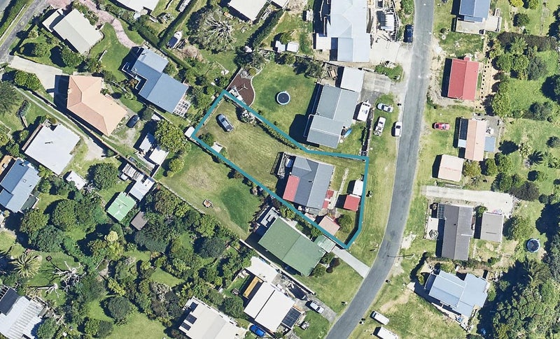 16 Williams Crescent, Maketu, Te Puke - Carousel 1