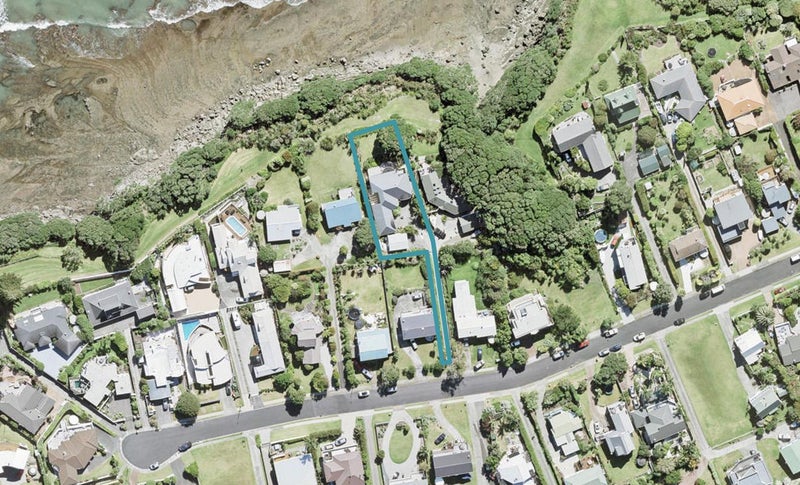 36 Pacific Parade, Army Bay, Whangaparaoa - Carousel 1