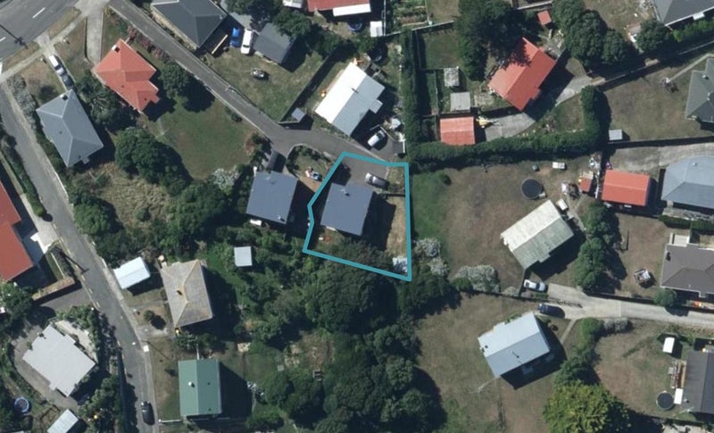 5B Pikarere Street, Titahi Bay, Porirua - Carousel 1
