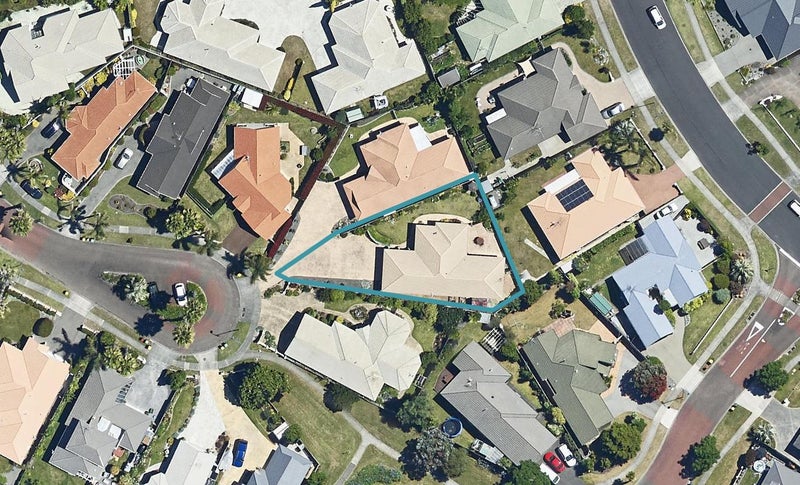 25 Monterey Key, Papamoa Beach, Papamoa - Carousel 1