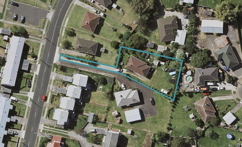 17 Pearl Baker Drive, Otara, Auckland - Carousel 1