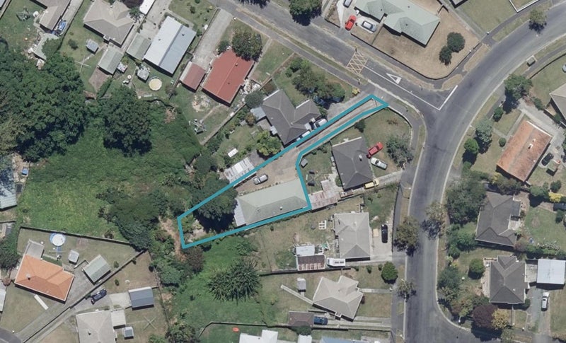 13A Montgomery Crescent, Bader, Hamilton - Carousel 1