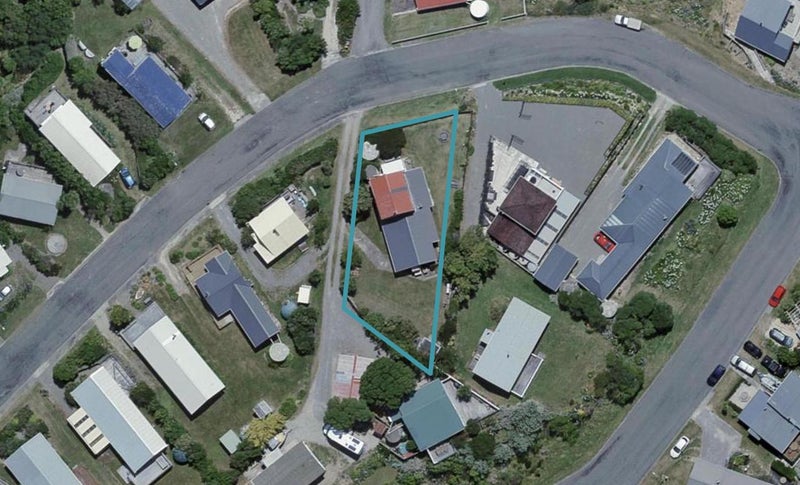 21 Guthrie Crescent, Castlepoint, Tīnui - Carousel 1