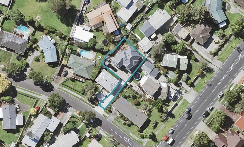 3A Edgar Pearce Place, Howick, Auckland - Carousel 1