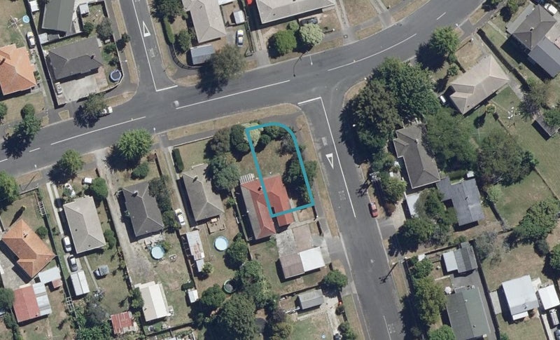 3/17 Walter Street, Fairfield, Hamilton - Carousel 1