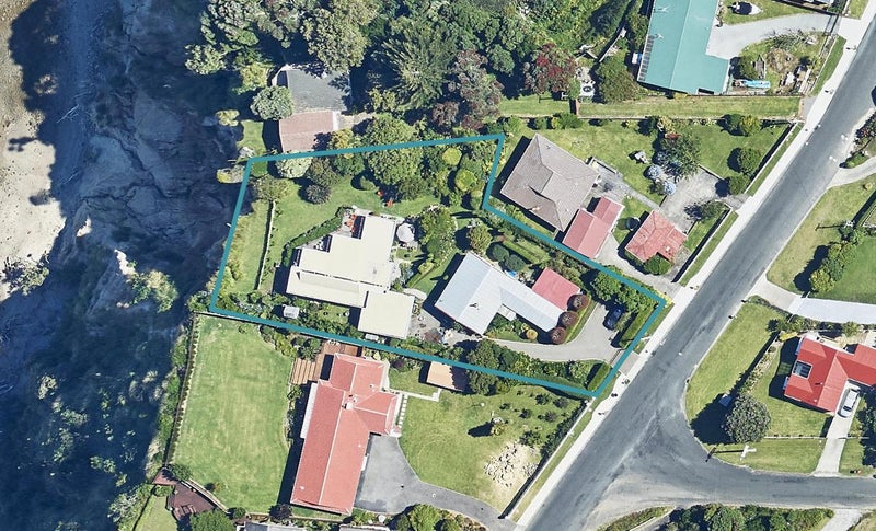 100 Town Point Road, Maketu, Te Puke - Carousel 1
