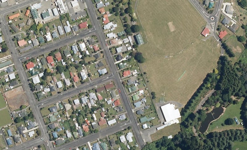 19 York Street, Dannevirke - Carousel 1