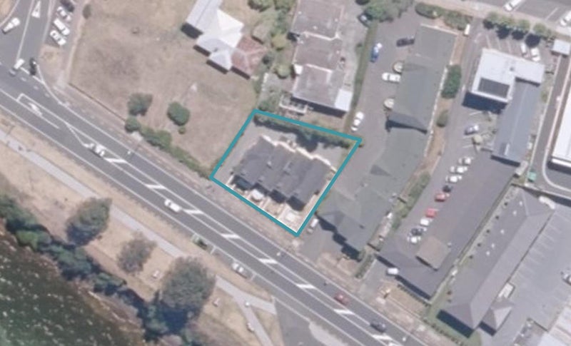 2/54 Lake Terrace, Taupo, Taupo - Carousel 1