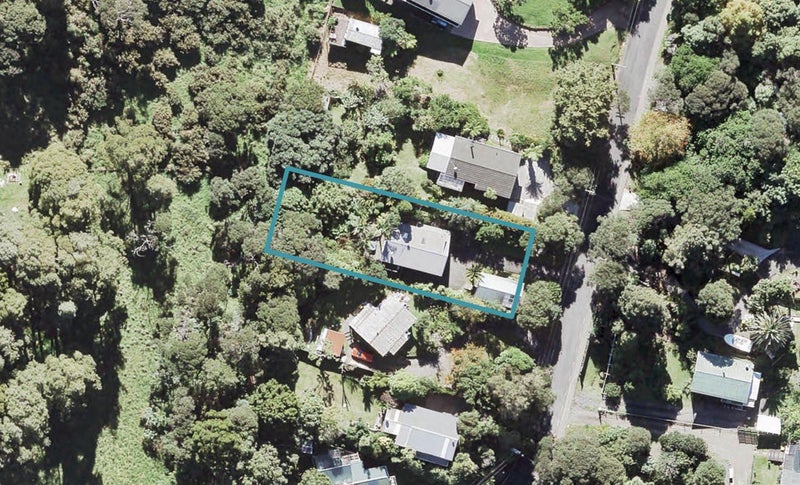 8 Upland Road, Huia, Auckland - Carousel 1