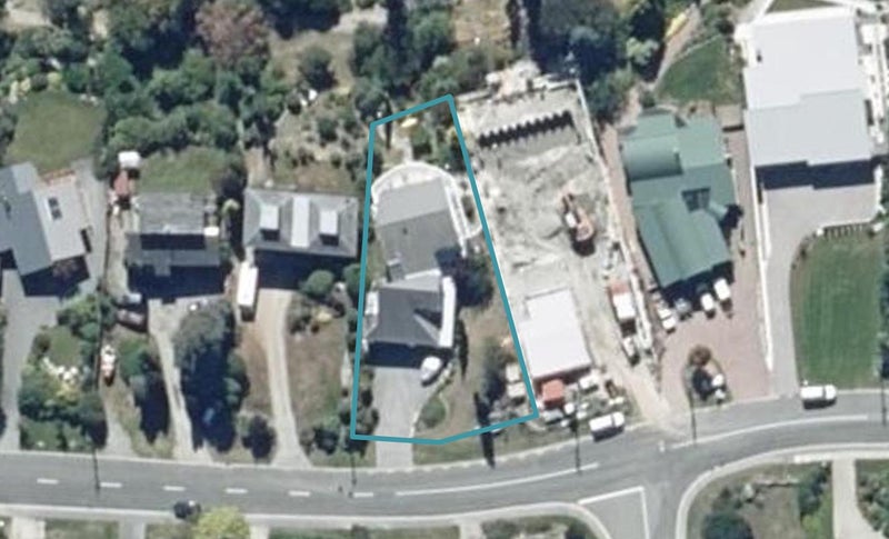 713 Peninsula Road, Kelvin Heights, Queenstown - Carousel 1
