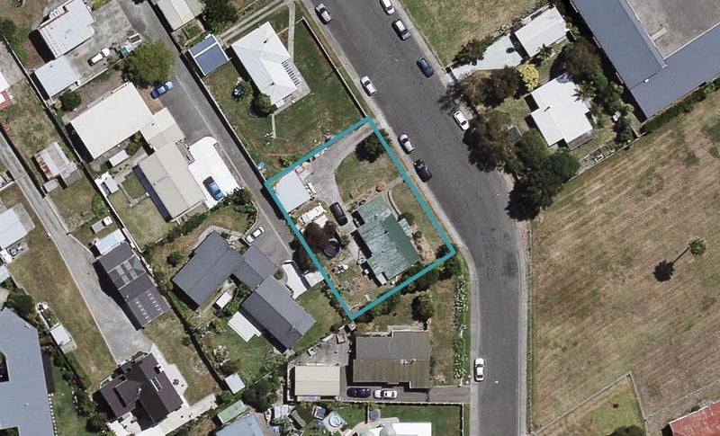 8 Williamson Road, Clive, Clive - Carousel 1