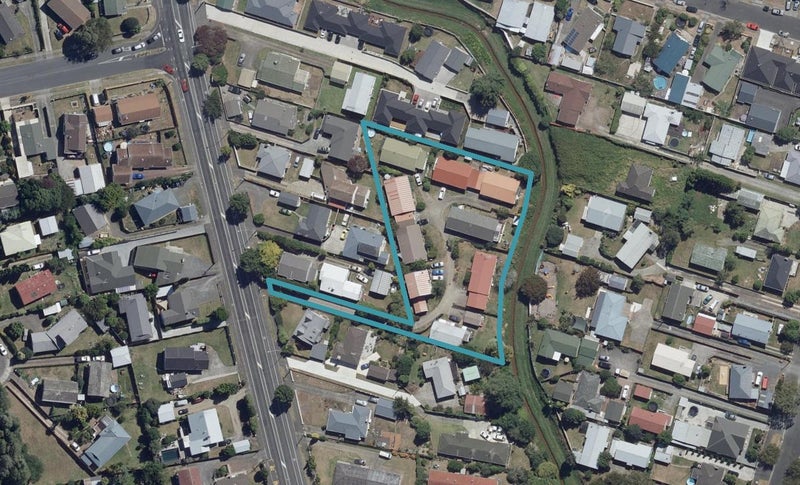 7/55 Tuhikaramea Road, Dinsdale, Hamilton - Carousel 1