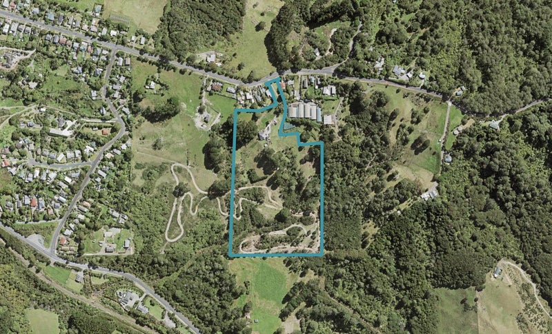 102A Mcentee Road, Waitakere, Auckland - Carousel 1