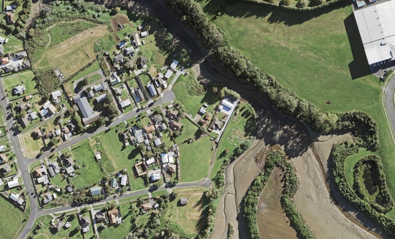 27 Ruaiti Road, Mangere, Auckland - Carousel 1
