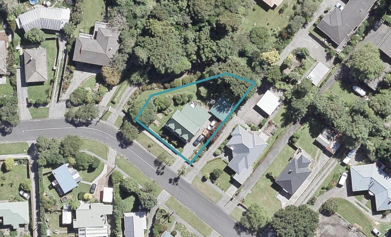 27 Kamahi Street, Stokes Valley, Lower Hutt - Carousel 1