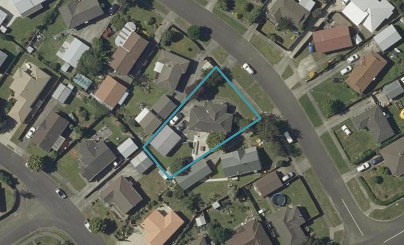 7 Cedar Grove, Highbury, Palmerston North - Carousel 1