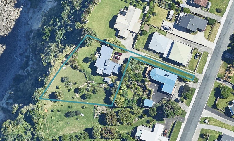 134 Town Point Road, Maketu, Te Puke - Carousel 1
