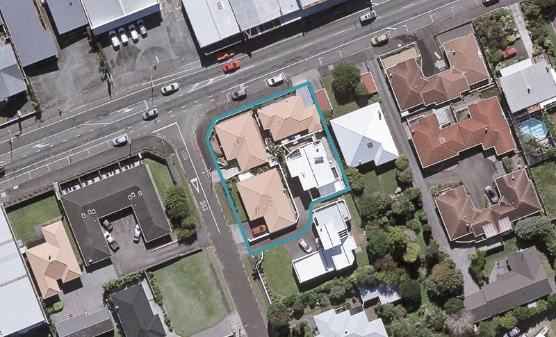 1A Strandon Place, Strandon, New Plymouth - Carousel 1