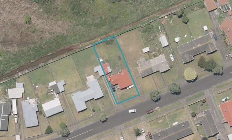 61 Titoki Street, Castlecliff, Whanganui - Carousel 1