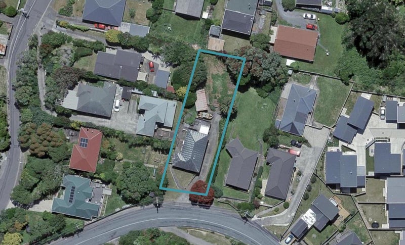 45 Glanmire Road, Newlands, Wellington - Carousel 1