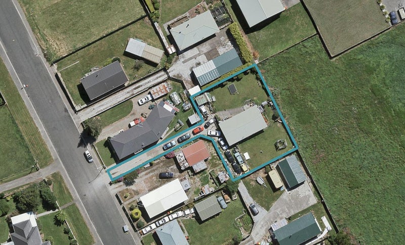 30 Shannon Street, Clifton, Invercargill - Carousel 1